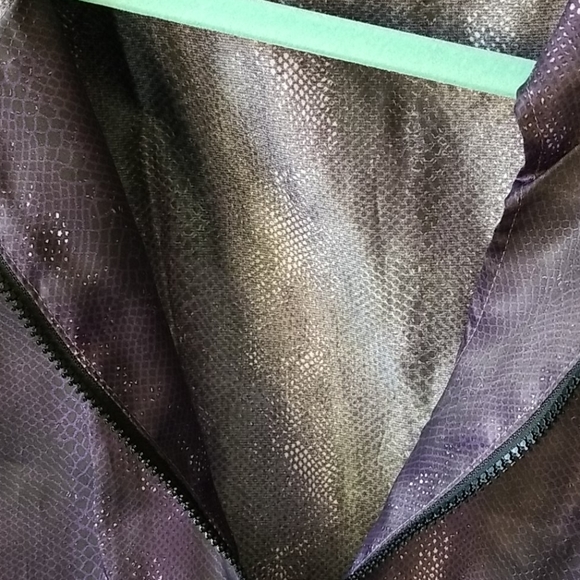 love, Fire Purple Hooded Zippered Windbreaker  XL - Picture 6 of 10